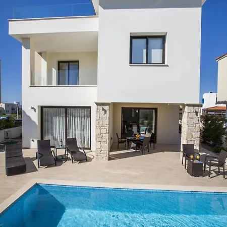 Golden 2 * Paphos